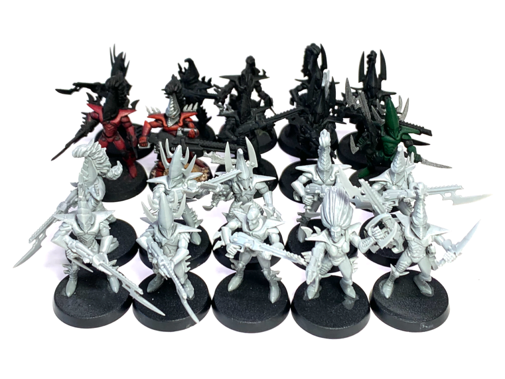 Figurines de 2 bandes de 10 guerriers Drukhari chacune